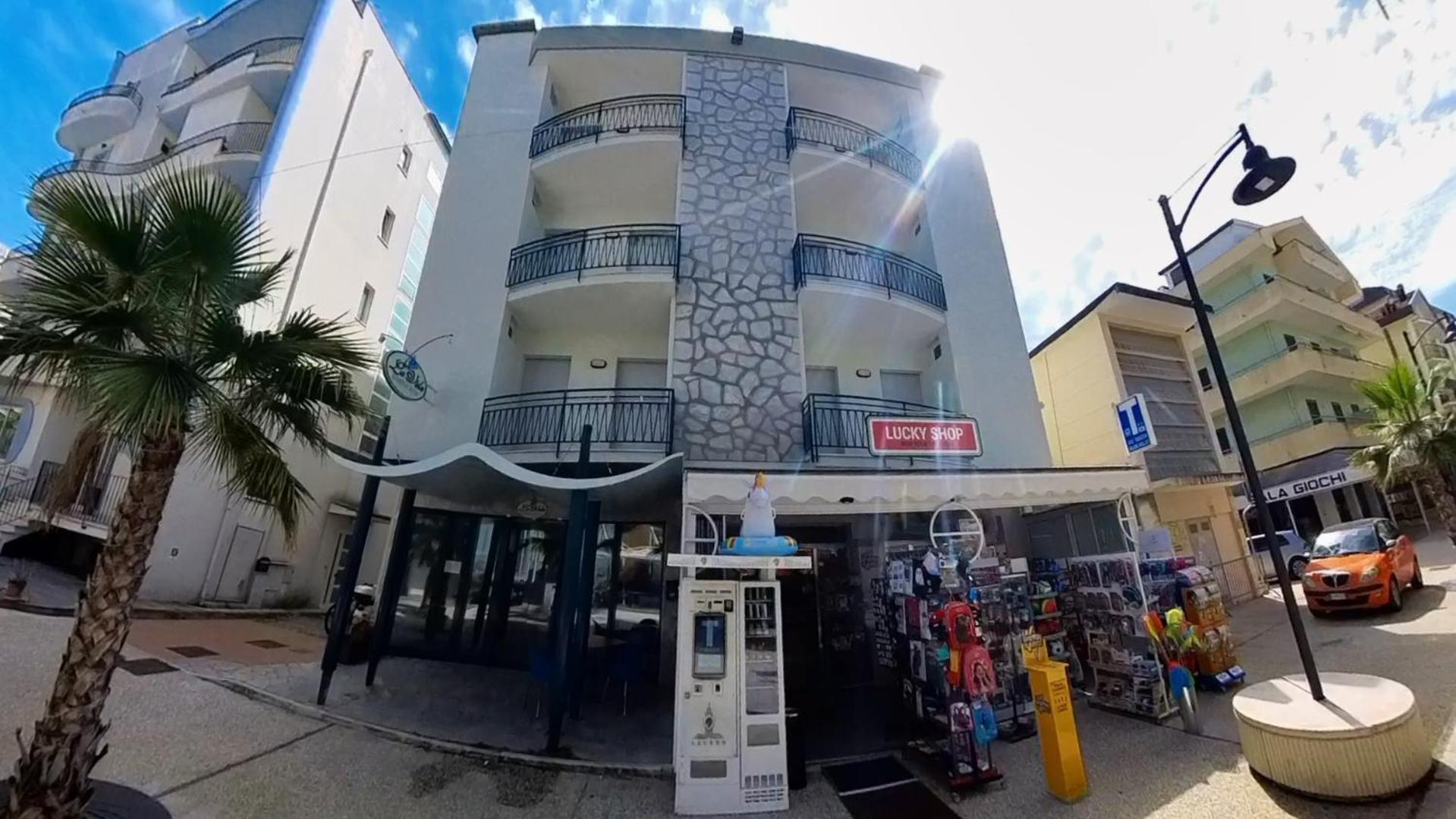 Residence Le Vele Cattolica Exterior photo